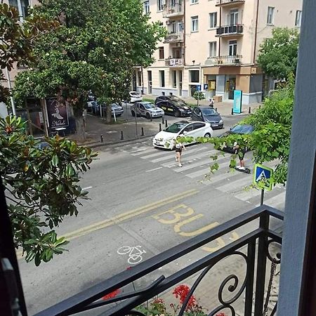House N39 Apartment Батуми Екстериор снимка