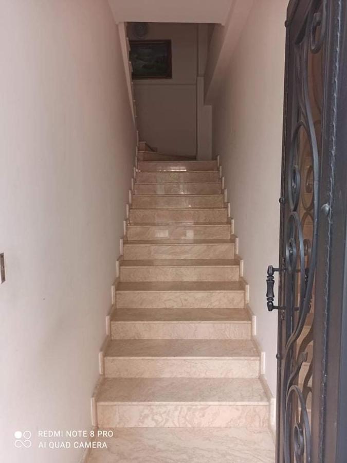 House N39 Apartment Батуми Екстериор снимка