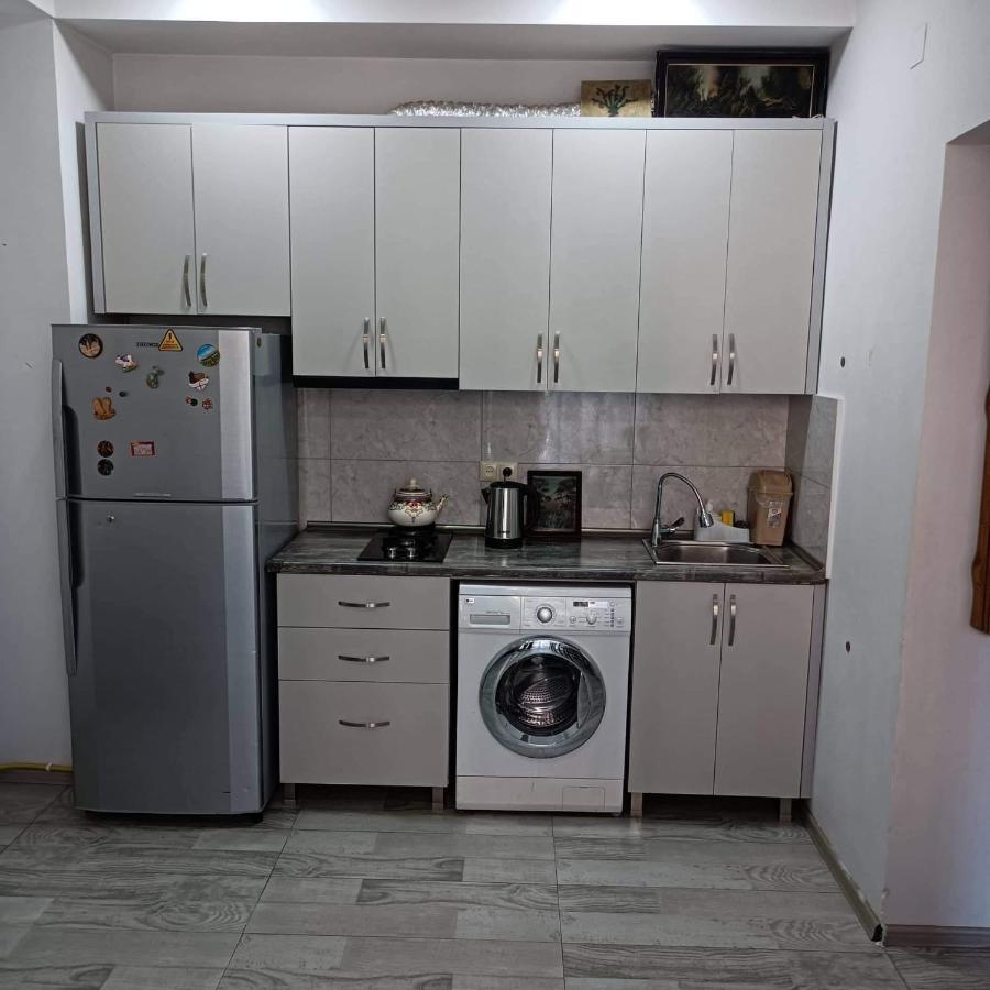 House N39 Apartment Батуми Екстериор снимка